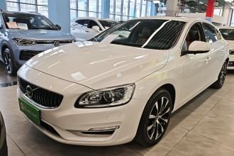 Volvo S60 2019 – 90700 CNY